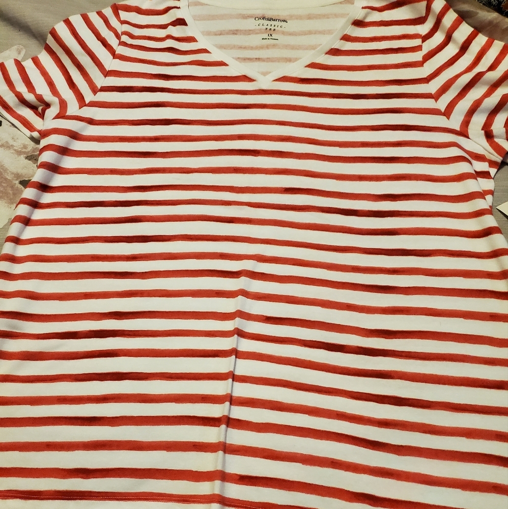 Ladies short sleeve